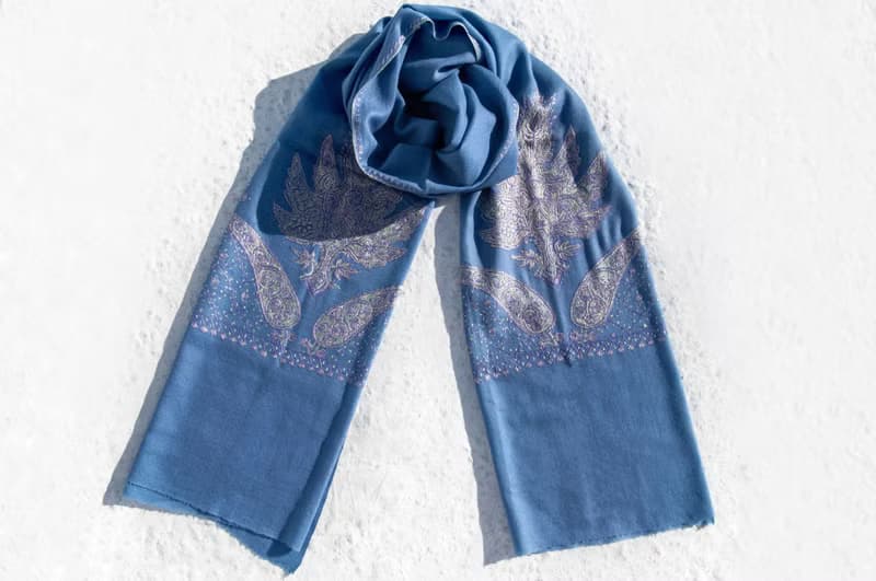 保暖 暖暖 露營必備 登山必備 外出海邊 下雪 喀什米爾Cashmere/羊絨圍巾/純羊毛圍巾披巾/戒指絨披肩-刺繡花朵