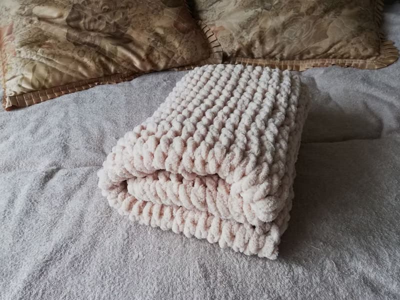 UNBELIEVEBLE PRICE! Mother's day gift idea weighted blanket chenille bedspread
