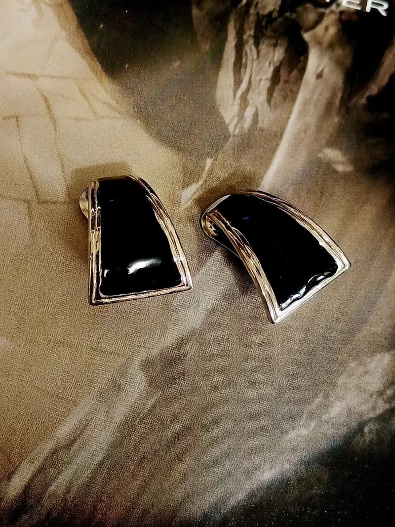 vintage jewelry  都會儷人幾何黑琺瑯 夾式耳環