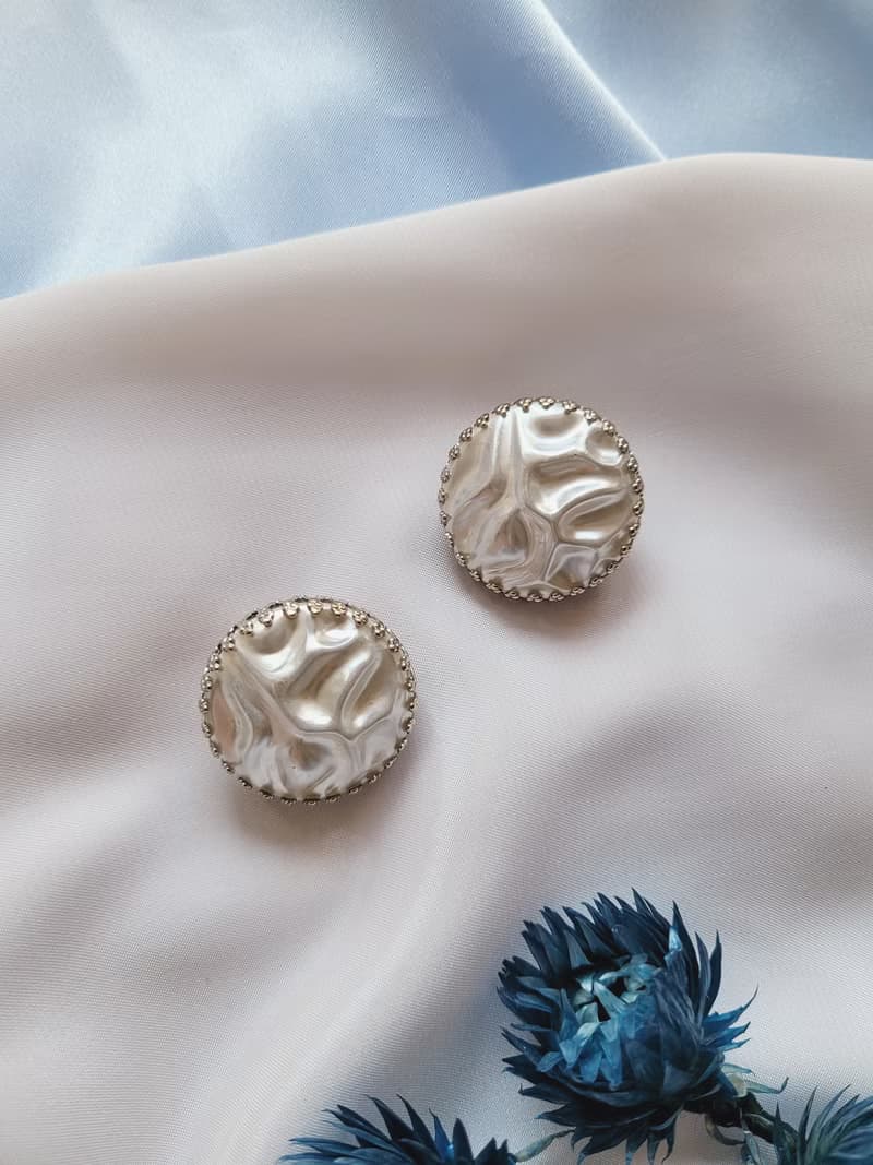 美國西洋古董飾品 / Judy Lee絲緞珍珠面早期廣告款銀色夾式耳環