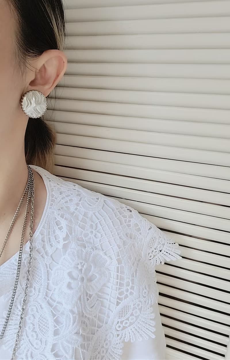 美國西洋古董飾品 / Judy Lee絲緞珍珠面早期廣告款銀色夾式耳環