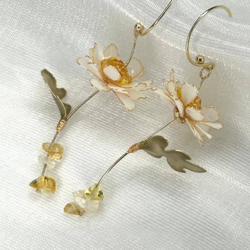 【白色野菊x黃水晶-水晶花耳環】11月生日花生日石 花言日和
