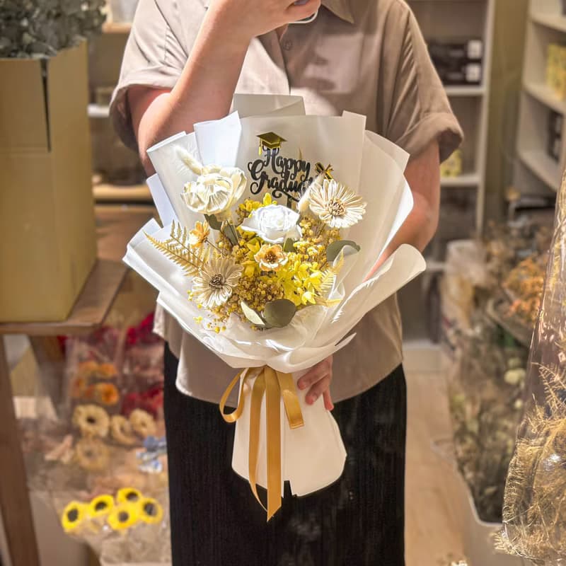 【幸福】乾燥花永生花 太陽花 畢業花束 學士帽 謝師花束 / 共3款