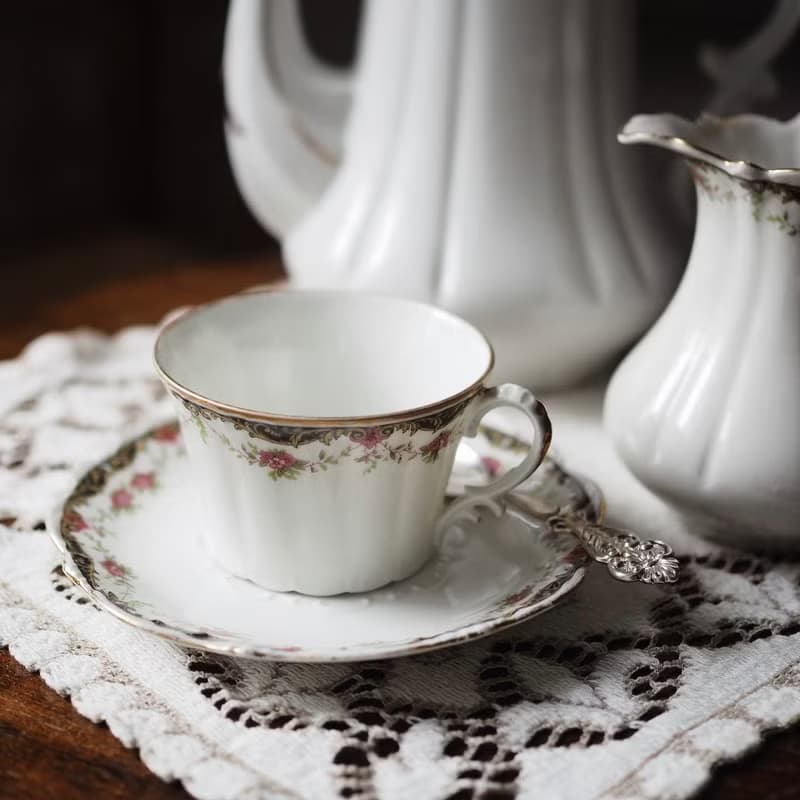 19 世紀法國古董 LIMOGES 杯碟套裝