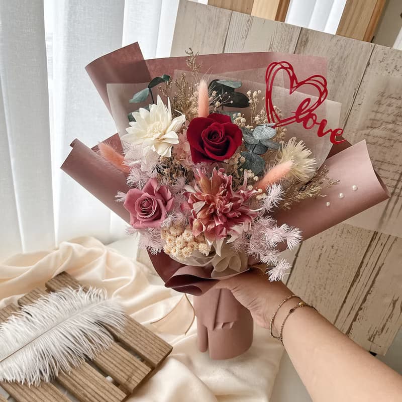 Miss。花謎 情人節 LOVE花束