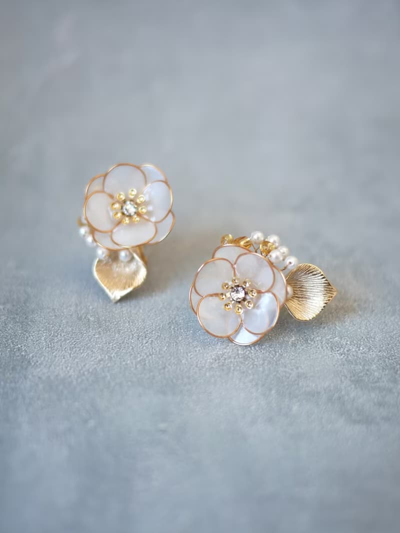 輝の花 ピアスorイヤリング
