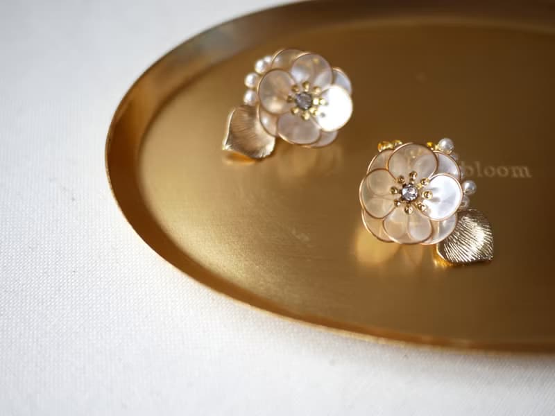 輝の花 ピアスorイヤリング