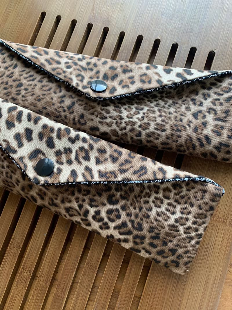 文青風環保筷袋  帥氣豹紋 酷黃豹 手作餐具袋.交換禮物.