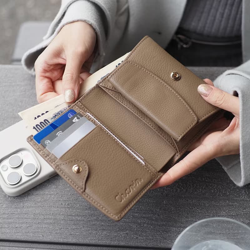 Stella (Peanut) : Short wallet, Leather wallet, folded wallet, soft cow leather
