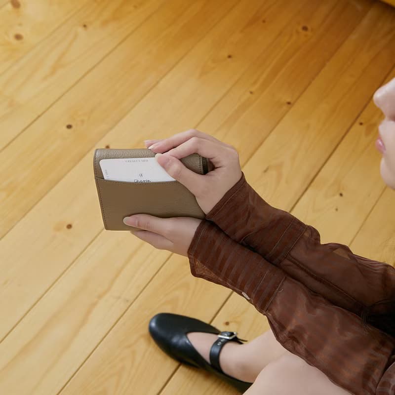 Stella (Peanut) : Short wallet, Leather wallet, folded wallet, soft cow leather