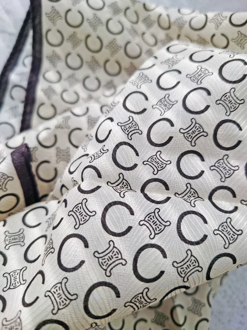 全新 未使用 CELINE 雙色C老花 手巾方巾 手帕 綁包帶圍巾絲巾