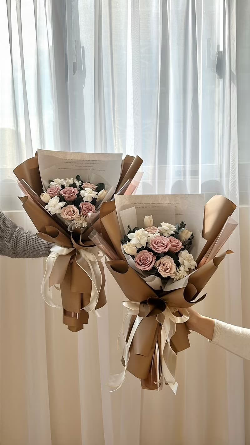 Flora Flower 乾燥永生花束—午後玫瑰拿鐵