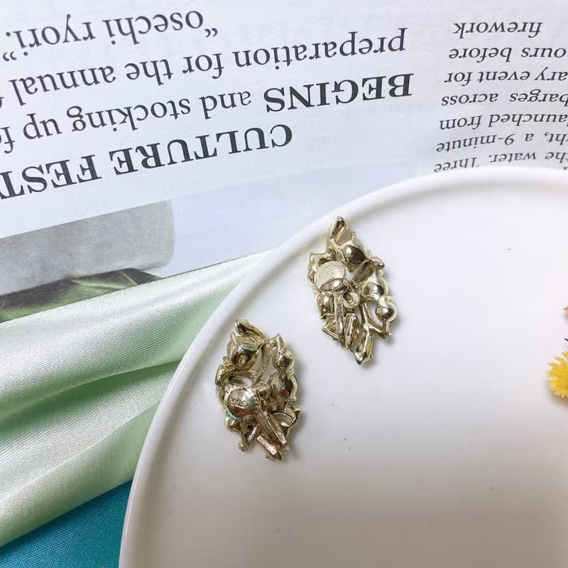 【西洋古董飾品】STAR歐洲 果實枝蔓閃爍彩萊茵  耳環耳夾