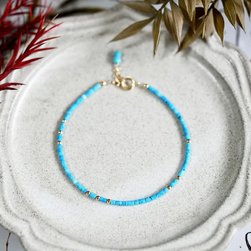 人生の守護石 極細ターコイズのブレスレット 12月誕生石