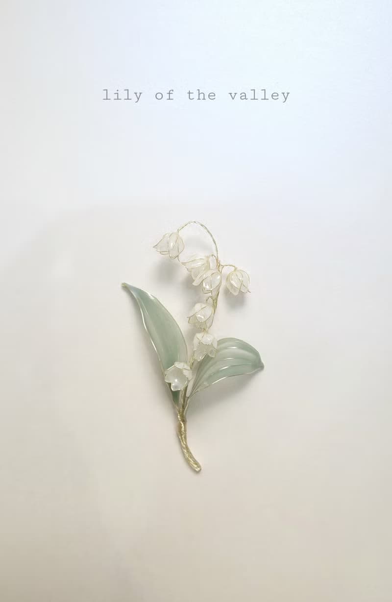 鈴蘭。胸針。沾浸藝術花。飾物。生日禮物