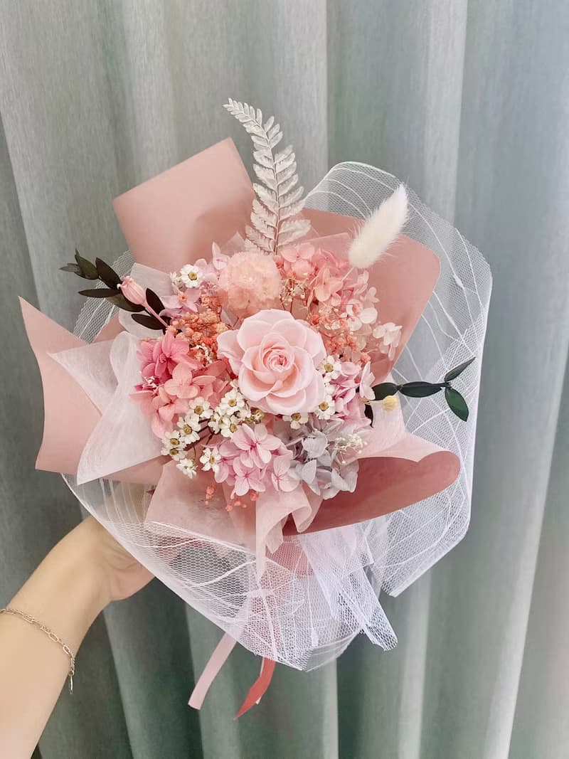 浪漫粉 日本永生玫瑰網紗花束 母親節 畢業花束