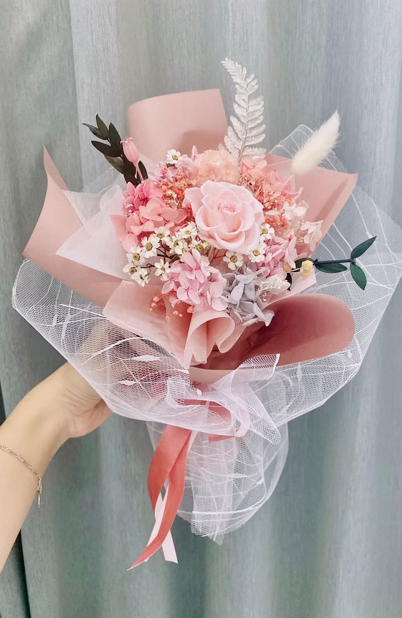 浪漫粉 日本永生玫瑰網紗花束 母親節 畢業花束