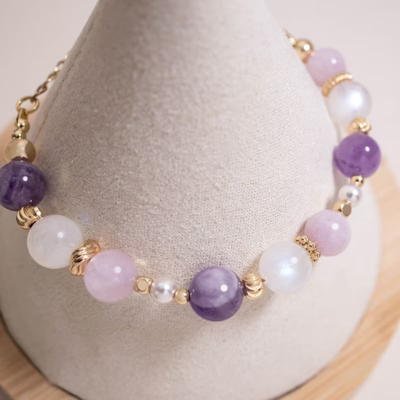 平衡的美好│紫水晶 紫鋰輝 月光石 水晶手鍊