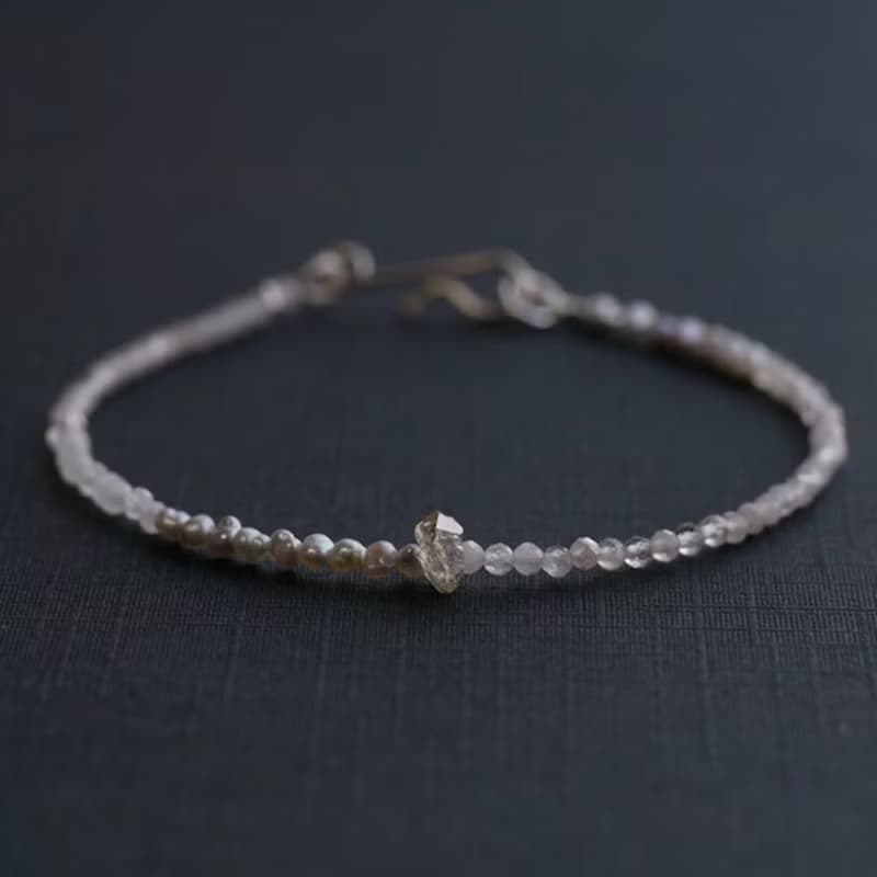 オイルインクォーツとアコヤケシパール・ムーンストーンのブレスレット【誕生石】