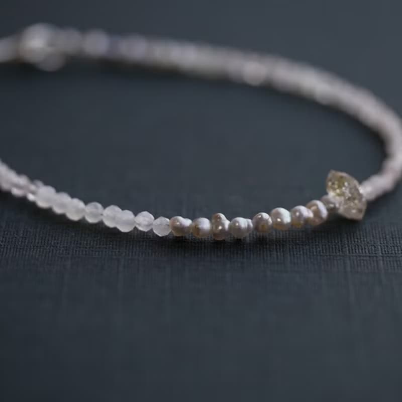 オイルインクォーツとアコヤケシパール・ムーンストーンのブレスレット【誕生石】