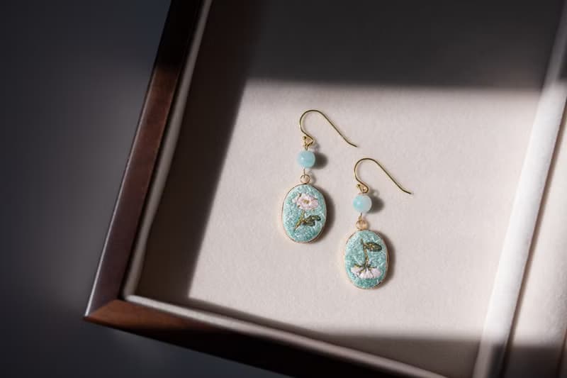 油畫風玫瑰刺繡耳環