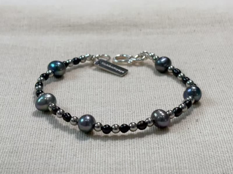 Black Pearl Bracelet 044