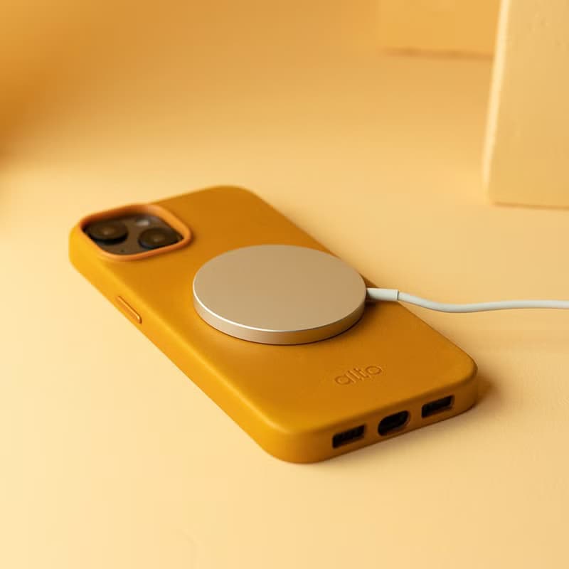 磁吸防摔皮革手機殼 iPhone 14系列 —焦糖棕