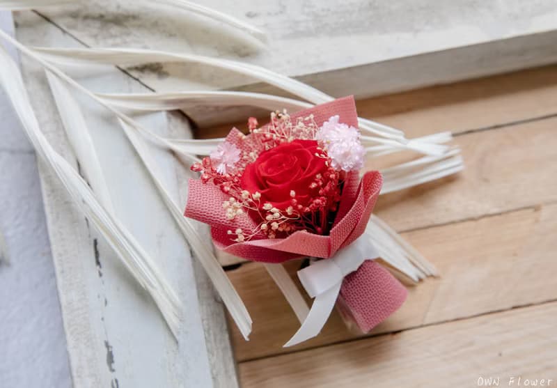 迷你花束/紅玫瑰小花束/永生花束/不凋花花束/車用香氛/車用擴香