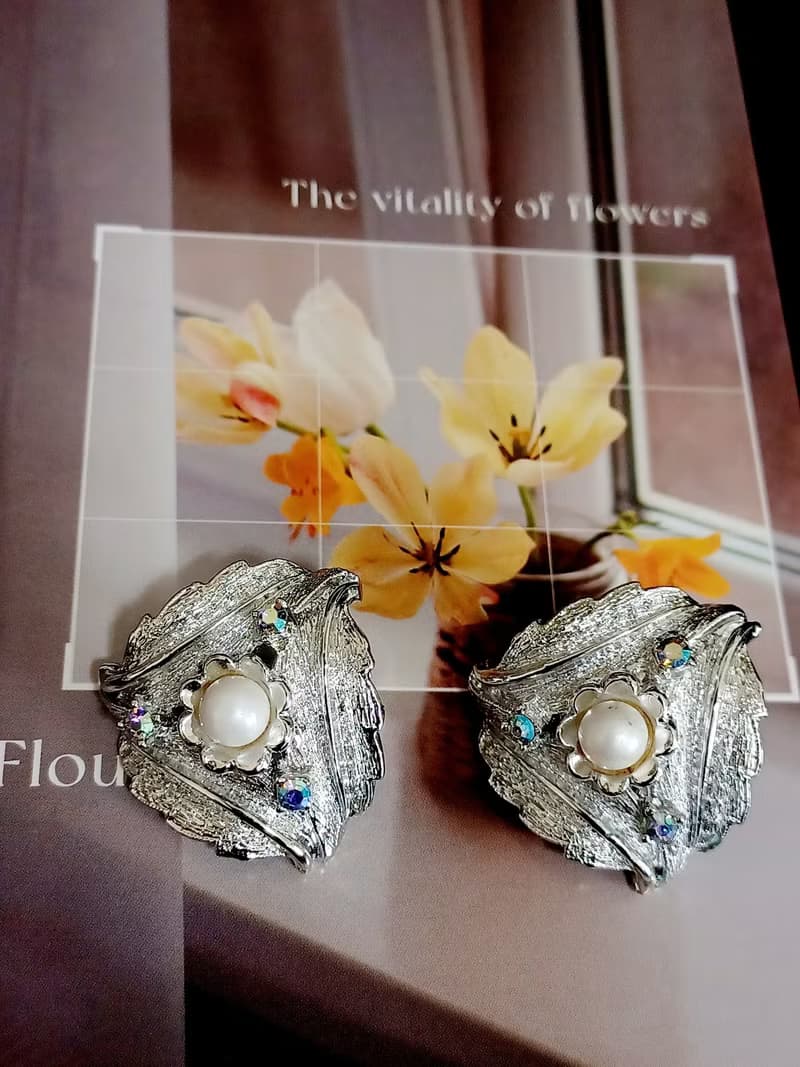 vintage jewelry  古典三葉托珠萊茵 夾式耳環