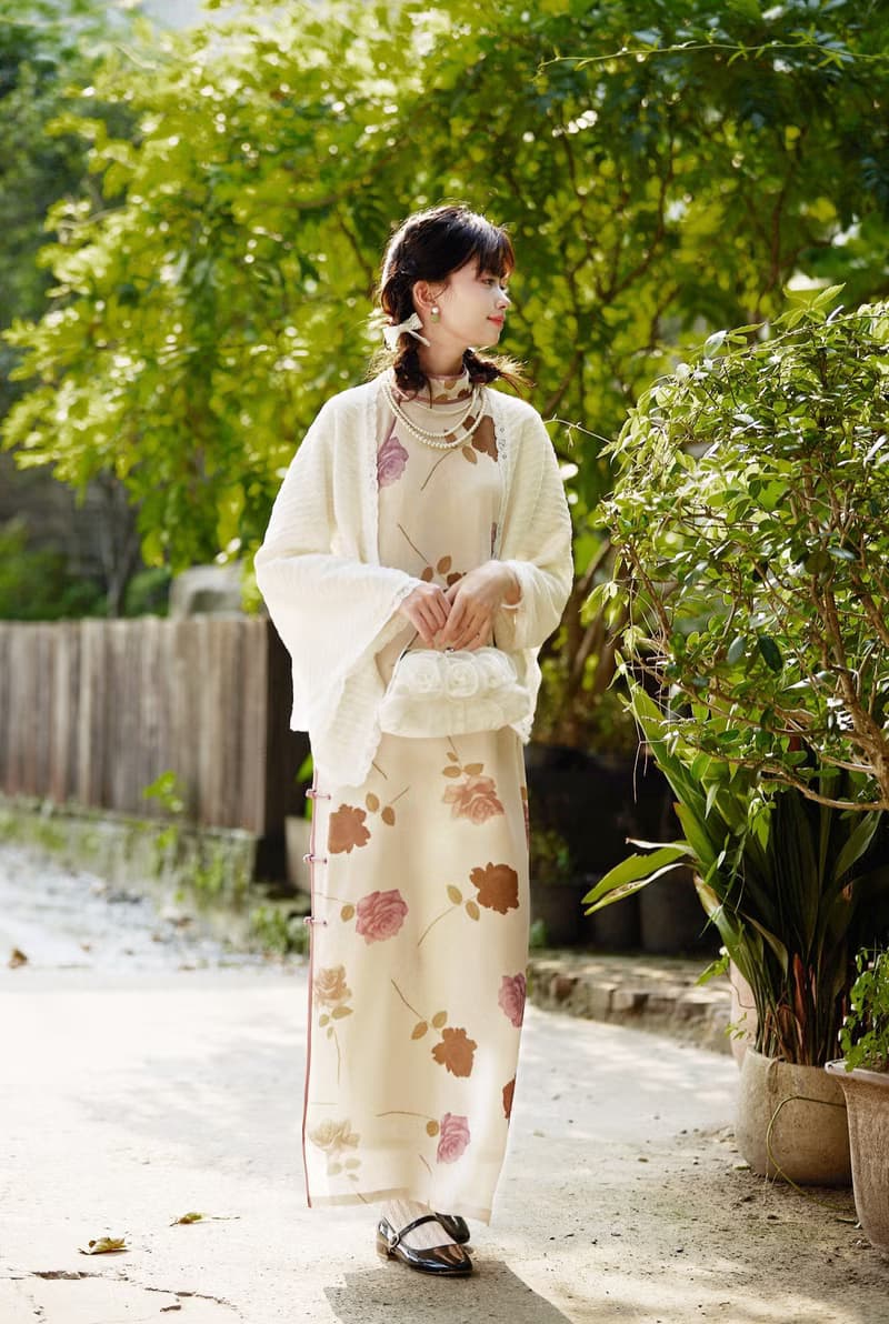 白色 溫柔蕾絲花邊針織披肩外套搭配旗袍 新中式中秋春節改良洋裝