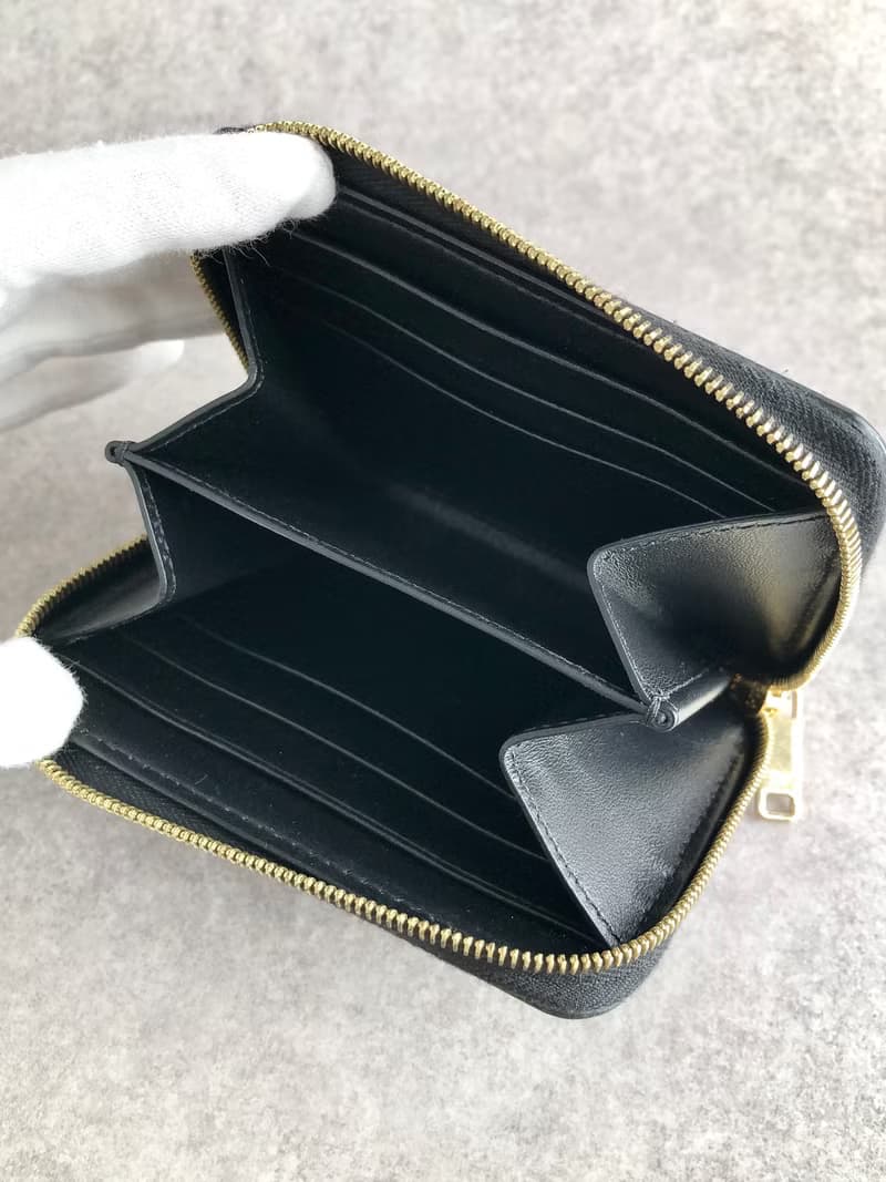 【 日本直送　名牌中古包 】CELINE セリーヌ 財布 ブラック ロゴ レザー コンパクトウォレット 10B663BEL vintage 7e2gzp
