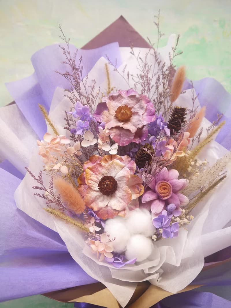如魚得水.溫柔紫色系.乾燥花.永生花.情人節.生日.畢業花束