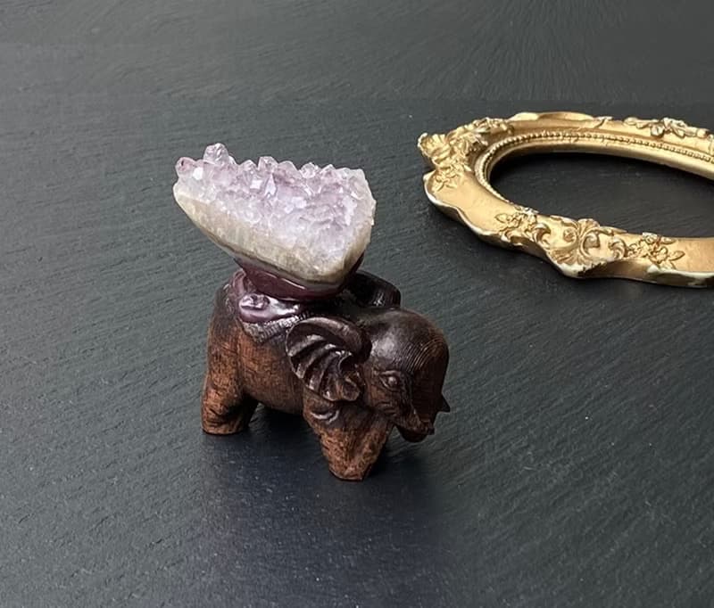 招財富貴-天然幾何夢幻紫晶簇原木仿舊可愛象招財擺件 快速出貨