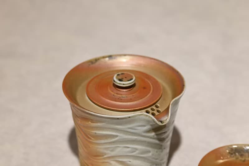 | 220cc | 簡泡器 一器一杯 柴燒壺 柴燒茶海 有蓋子的茶海