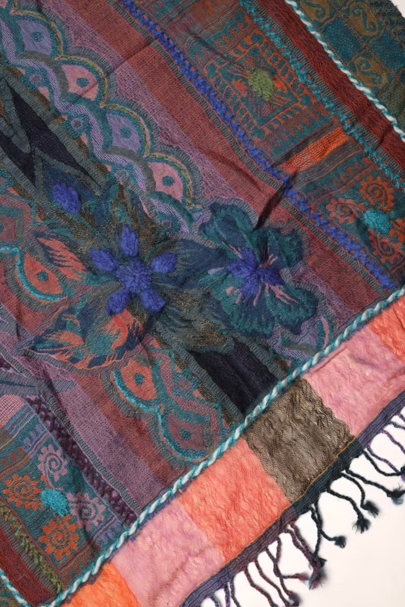 【畢業禮物】喀什米爾水煮羊毛手工刺繡圍巾披肩深綠色拼薄紗藝