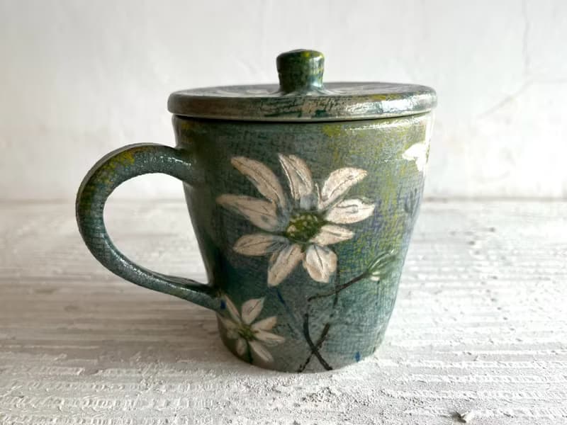 法蘭絨花附蓋咖啡杯_陶器馬克杯