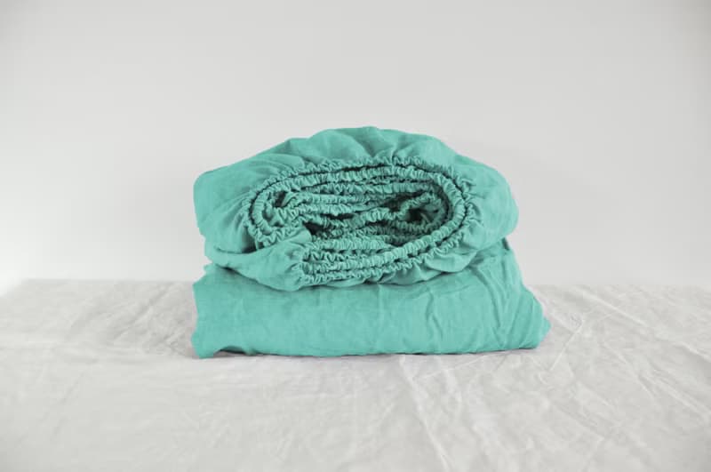 Cyan linen fitted sheet / Softened linen bed sheet / Deep pocket