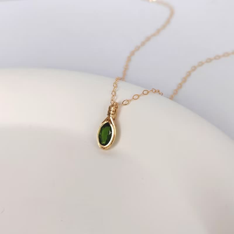 俄羅斯透輝石吊墜 切面鉻透輝石鎖骨鏈 14KGF手工鑲嵌精緻項鍊