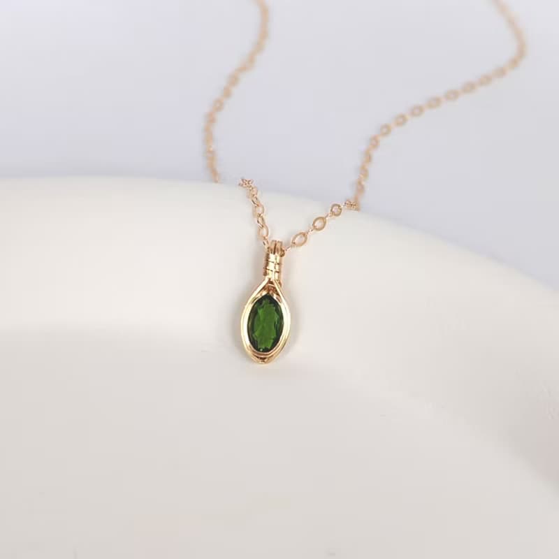 俄羅斯透輝石吊墜 切面鉻透輝石鎖骨鏈 14KGF手工鑲嵌精緻項鍊