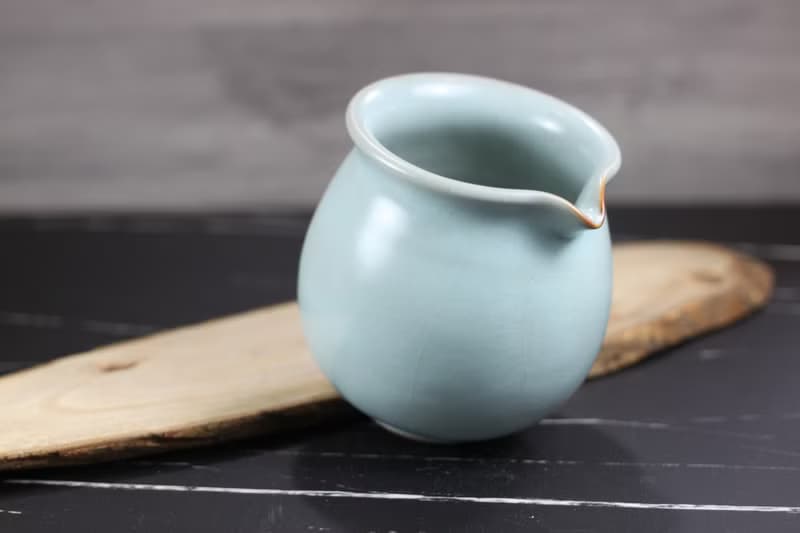 【送禮好物】360~400ml 汝窯無把 手拉坯 咖啡下壺 茶海 公道杯