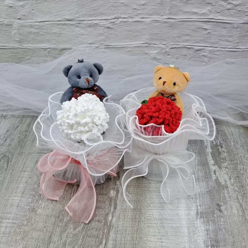 手鉤康乃馨小熊花束 生日禮物 情人節 母親節 【8色】 CRF-040