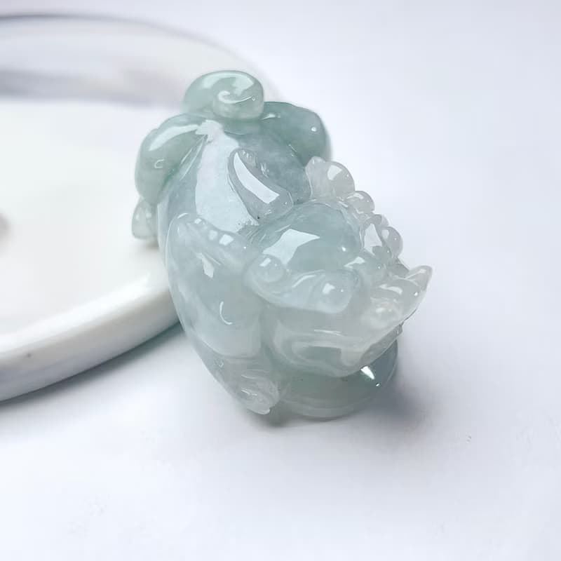 【招財神獸】冰綠種翡翠貔貅吊飾 | 天然緬甸玉翡翠A貨