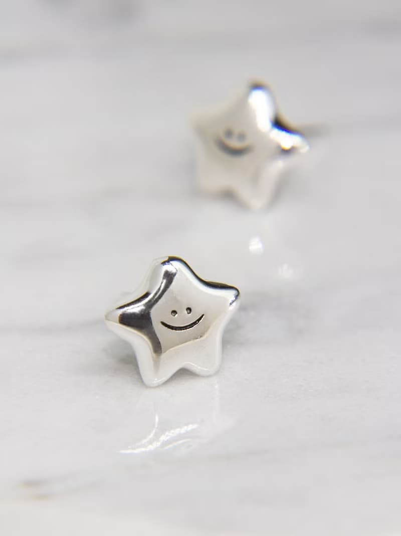 925純銀笑臉星星耳環 | 925純銀哈哈笑星形耳飾 | 微笑星狀耳環