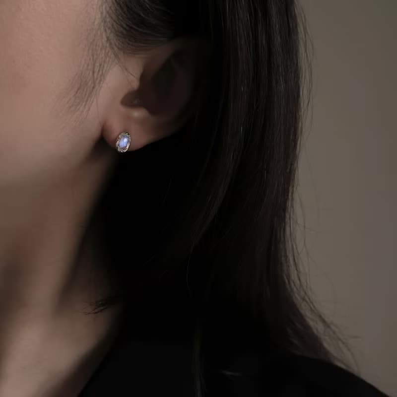 925純銀 月光石 天然石 橢圓形角面 耳環 耳夾 一對