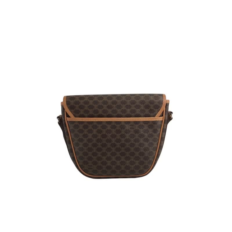 【 日本直送　名牌中古包 】CELINE セリーヌ マカダム ショルダーバッグ ブラウン トリオンフ PVC vintage ヴィンテージ 48xpj8