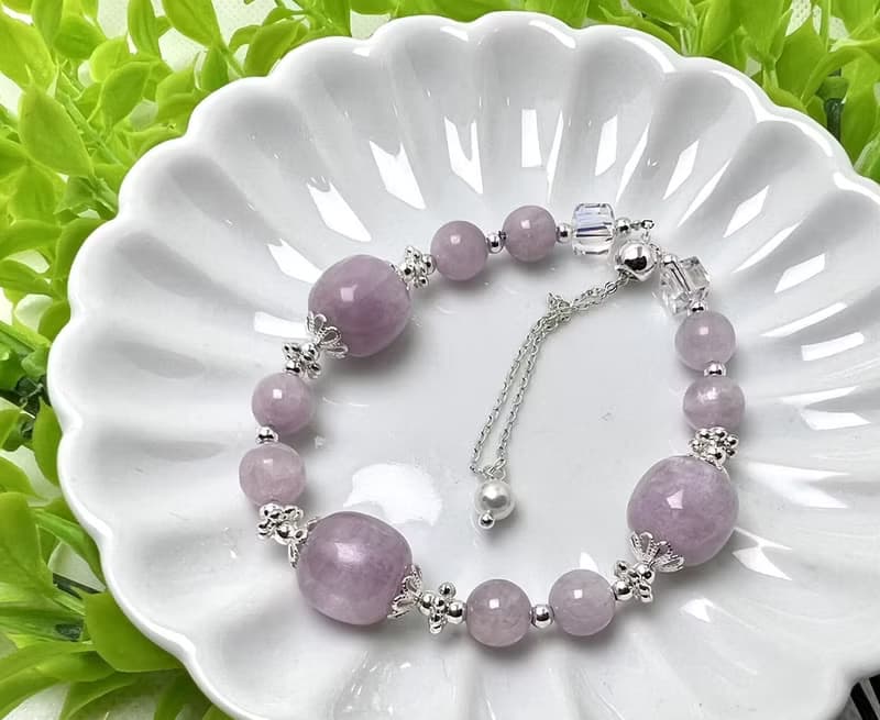【莫名奇妙雜貨店】優雅天然紫鋰輝手鍊