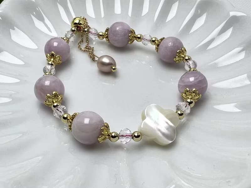 【莫名奇妙雜貨店】優雅天然紫鋰輝手鍊