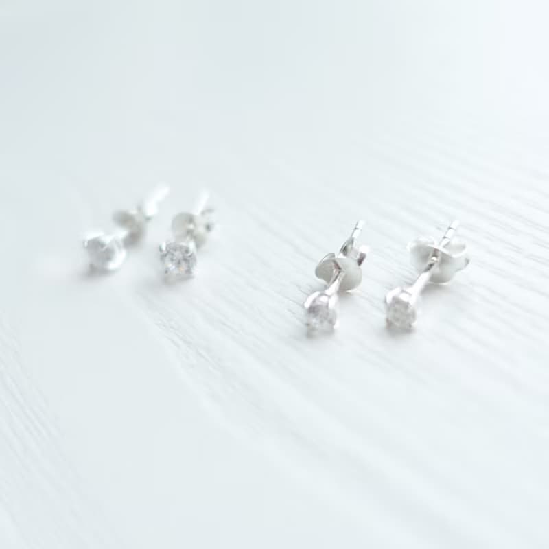 SPARKLE閃耀 - 簡約迷你鋯石純銀耳環耳夾