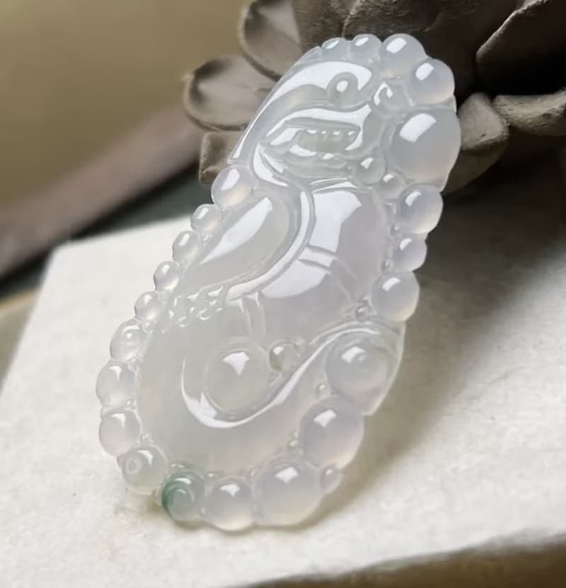 冰種飄花翡翠懷古龍牌項鍊 | 天然緬甸玉翡翠A貨 | 送禮