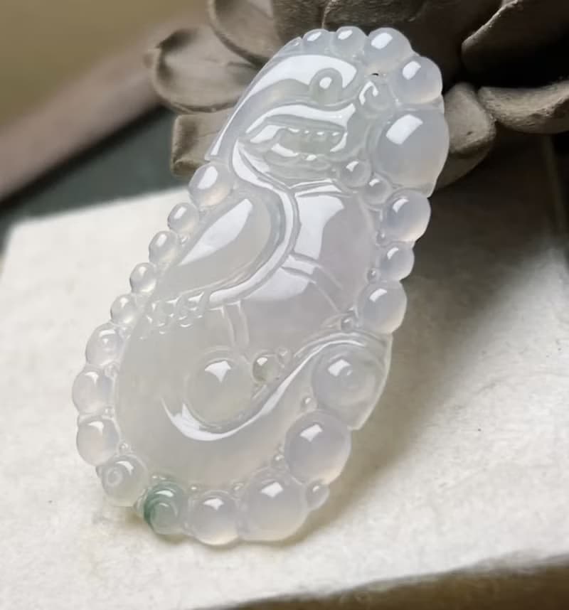 冰種飄花翡翠懷古龍牌項鍊 | 天然緬甸玉翡翠A貨 | 送禮